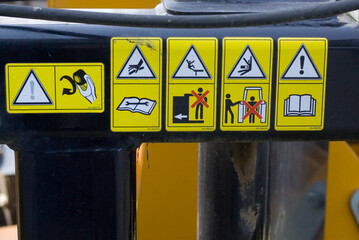 Sicherheits Hinweise Symbole 10