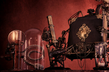 Astrologia, libro dei segni zodiacali con animali  sopra un tavolo di legno