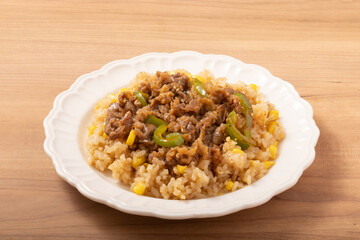 ビーフガーリックライス