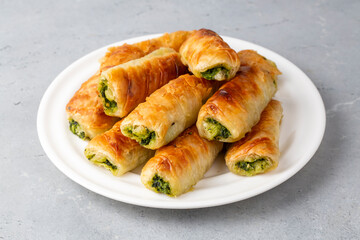Turkish Tepsi Boregi, Round Borek, Tray pastry (Turkish name; rulo borek - sigara boregi). Spinach Pie.