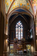 Obraz premium Side aisle interior of Saints Peter and Paul Basilica in Vysehrad district of Prague in the Czech Republic