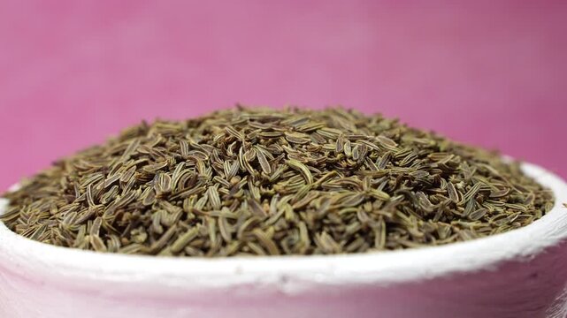Cumin seeds are kept on a tray