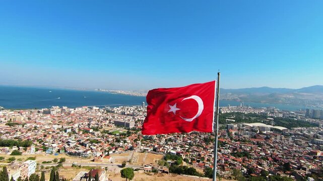 Shooting the waving Turkish flag with FPV drone