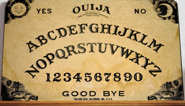 Vintage ouija board, American made in Baltimore in 1919 under the Mystery Oracle brand, memorabilia kept in the Revolution Cafe. Santa Clara-Cuba-317