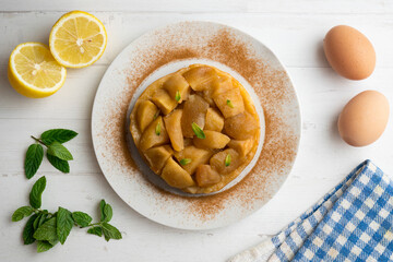 Delicious tarte tatin with apples from an overhead perspective.