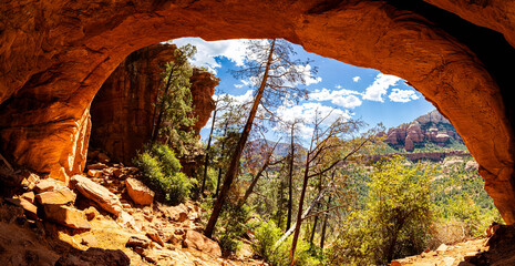 Middle Soldier Pass Arch, Coconino National Forest, Sedona, Arizona, USA