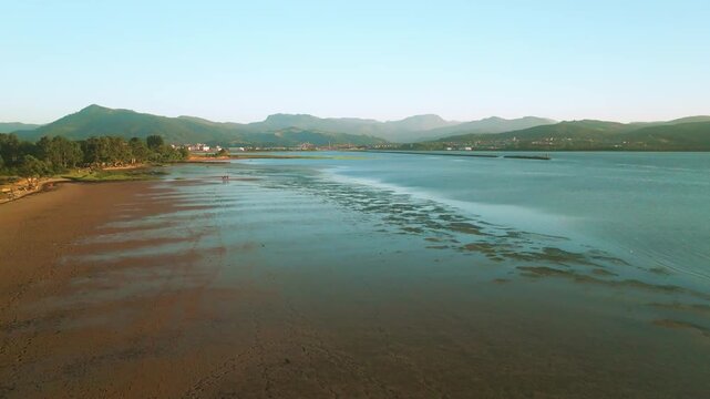 Vista aerea de la Playa del Regaton en Cantabria