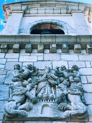 Church, statue, angels