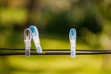 clothespins, laundry, rope, clothesline © TomaszGwóźdźFoto
