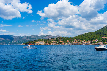 Fototapeta premium Crystal clear waters of Adriatic Sea around Elaphiti Island Lopud near Dubrovnik. Summer in Croatia
