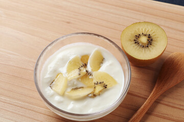 キウイヨーグルト