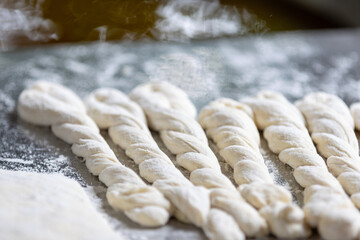 Chinese donut is a breakfast food that Asian people know well and has been in the lives of Asian people for a long time and has been around for a long time.