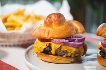 cheeseburger