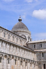 Blick in die Altstadt von Pisa in Italien