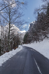 Obraz premium Snowy mountain road in Ligurian Alps, Italy