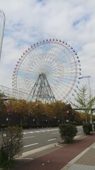 ferris wheel on a day