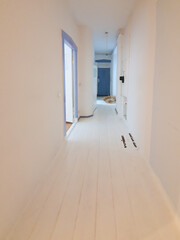 Flur, renovierungsbedürftig