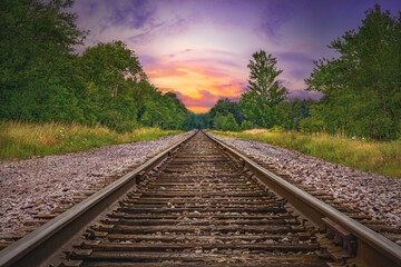 Obraz premium Countryside Railroad in Pennsylvania Sunset 