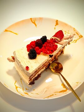 Fruit cake pie
