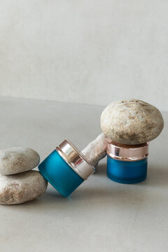 Cosmetics jars with feng shui stones