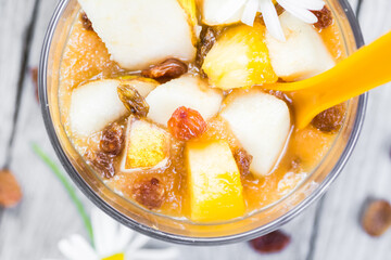 Fruit dizzy delicious pear mousse raisins