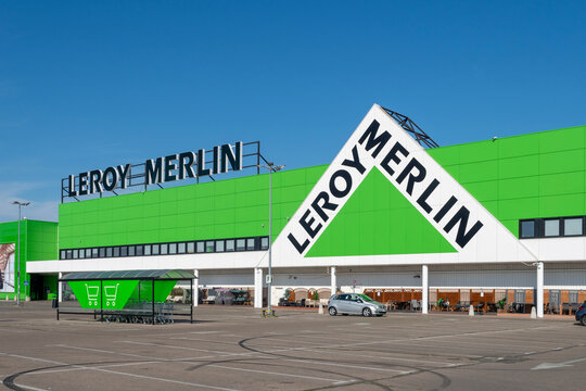 Warsaw, Poland - Juni 21, 2024: Leroy Merlin
