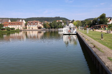 Le canal de la Marne au Rhin, ville de Saverne, d&eacute;partement du Bas Rhin, France