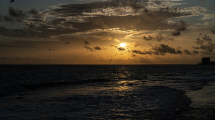 Naklejka premium beautiful sunset at srilanka beach