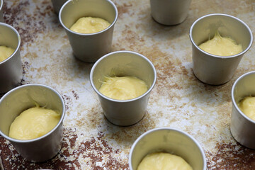 酵母で作った発酵中のパンの生地