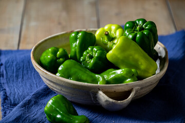 Green peppers.
Image of fresh green peppers.
