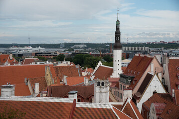 Obraz premium Tallinn Estonia cityscape. View from tower of Saint Olaf Church of old city of Tallin