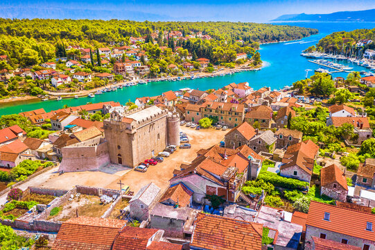 view of the town Vrboska, city center square architecture