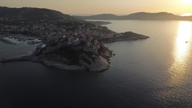 video col drone della cittadella di calvi in corsica