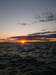 Obraz premium sunset over lake