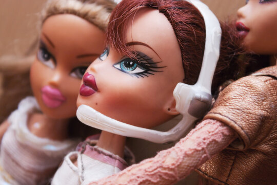 Bratz Dolls Yasmin and Roxxi