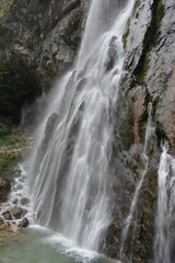 Obraz premium waterfall on the rocks