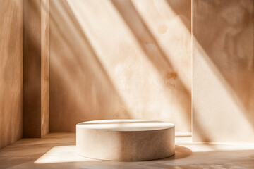 Podium vide rond dans un pièce en marbre avec des murs vides pour mockup