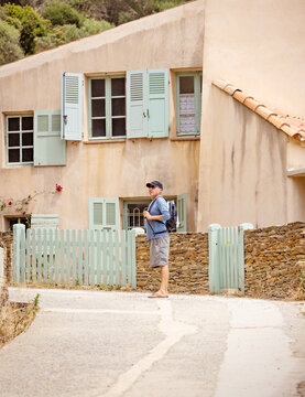 Traveler in France. 