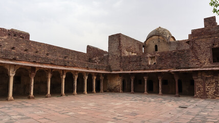 India, Madhya Pradesh, Shivpuri, Ruins of Ancient 10th Century Narwar Fort, Built by Rajput king Kachwaha During His Realm.