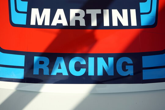 Porsche 911 Carrera RSR Martini Racing der Gruppe 4 der Siebzigerjahre am 26.07.2024 beim Oldtimertreffen Golden Oldies in Wettenberg Krofdorf-Gleiberg bei Gie&szlig;en in Hessen