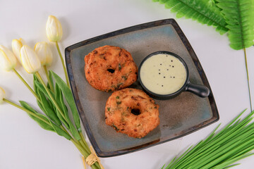Medhu Vadai is a traditional South Indian delicacy known for its exquisite taste and crispy texture. Vadai, medu vada, uzhunnu Vada, Most popular South evening snack with tea.