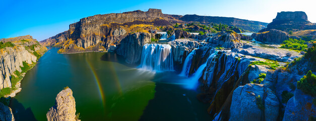Shoshone Falls, aka The Niagara of the West, 212 feet tall and 900 foot wide, on the Snake River carving through a deep Basalt Canyon in Magic Valley, Twin Falls, Idaho, USA © Naya Na
