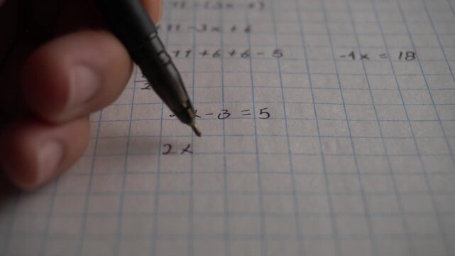 Tarea de matematicas, algebra, ecuaciones, estudiar