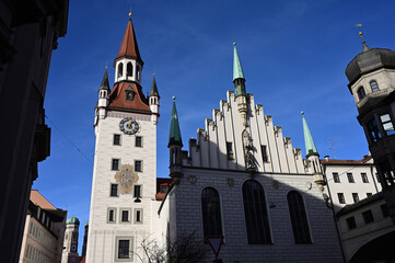 Obraz premium マリエン広場の聖ペーター教会