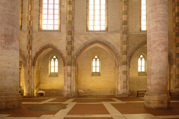 Obraz premium Inside the Church of Jacobins Church in Toulouse, France