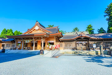 Obraz premium 夏の阿蘇神社 熊本県阿蘇市 Aso Shrine in summer. Kumamoto Pref, Aso City.