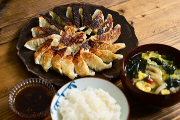 焼き餃子定食
