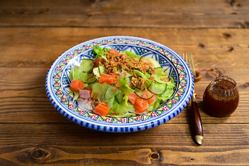 海鮮サラダ、ワサビドレッシング