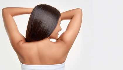 を上げる美しい肌: 若い女性のためのワキ脱毛と美容ケア