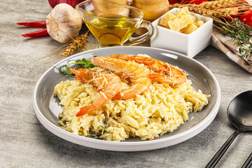 Italian pasta Orzo with prawn